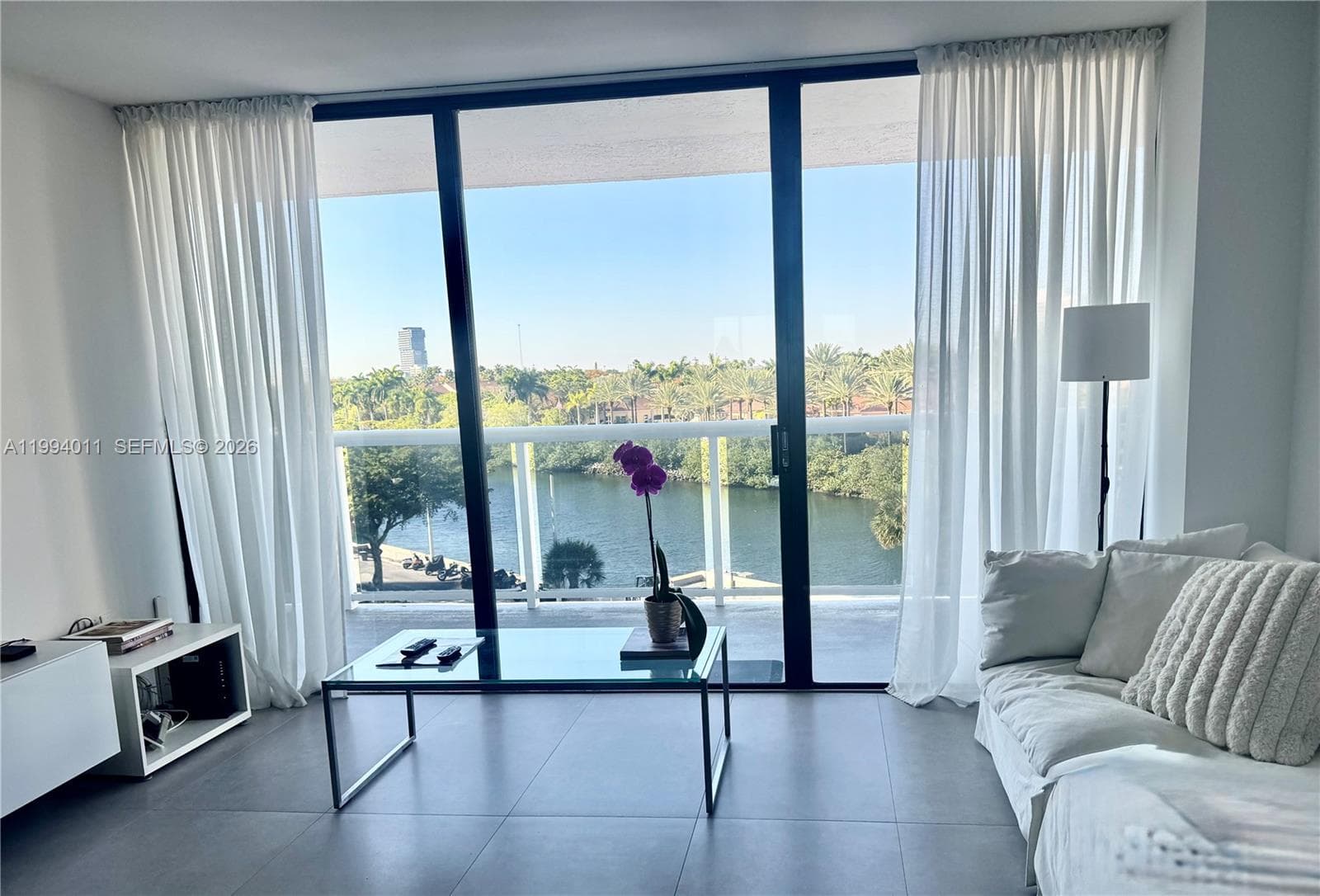 20505 E Country Club Dr # 531, Aventura FL 33180 — 1