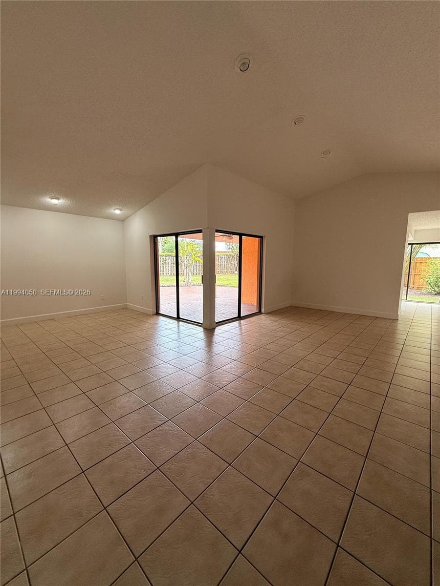 14729 SW 53rd Ter, Miami FL 33185 — 2