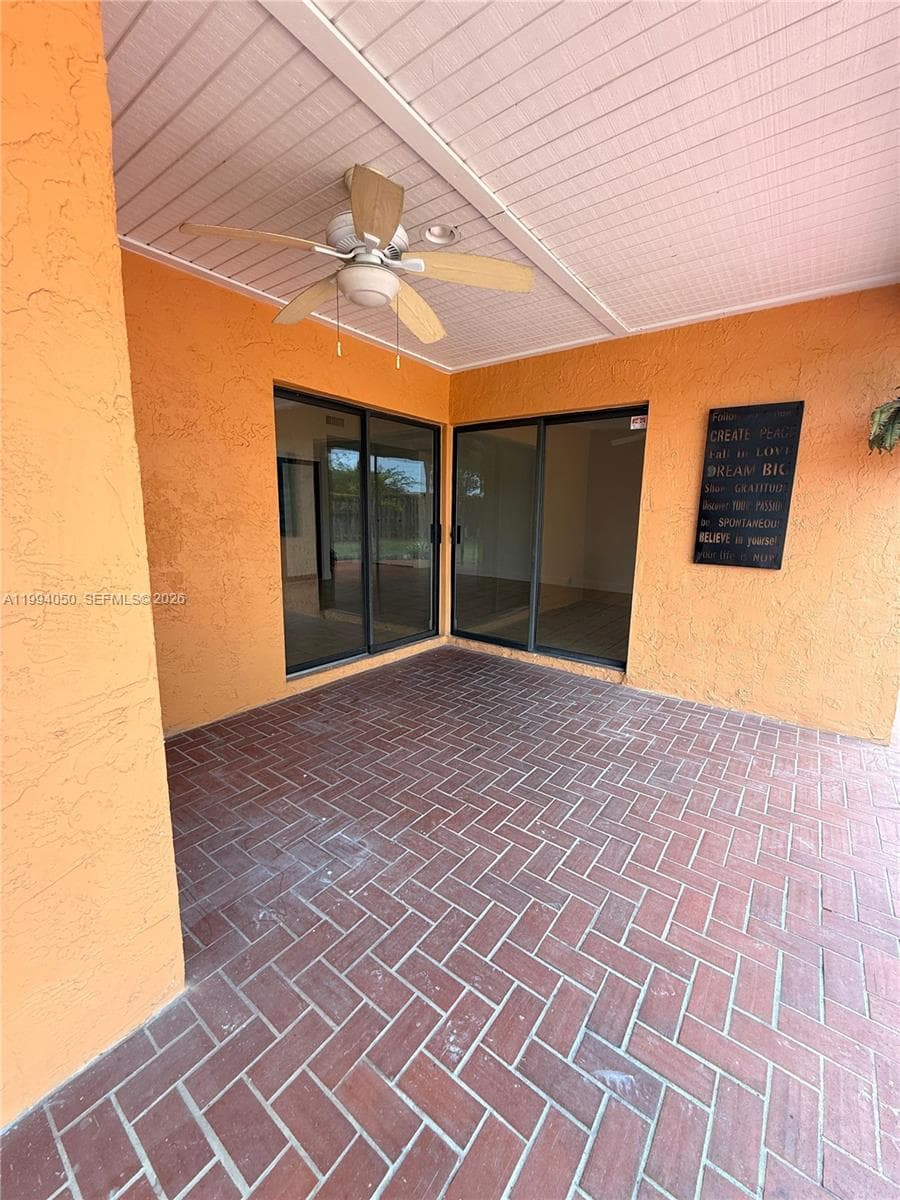 14729 SW 53rd Ter, Miami FL 33185 — 16