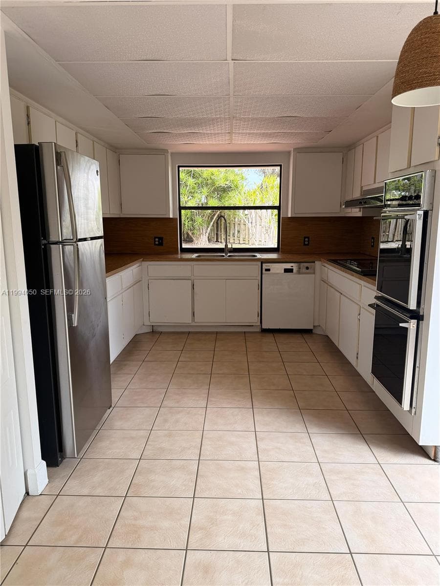 14729 SW 53rd Ter, Miami FL 33185 — 20