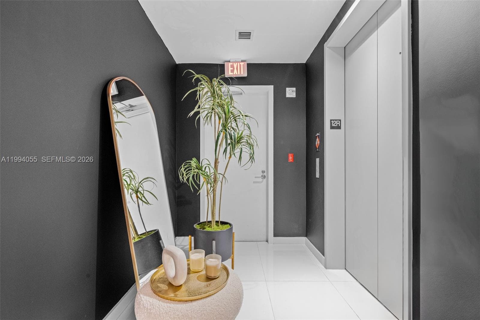 851 NE 1st Ave # 1205, Miami FL 33132 — 6