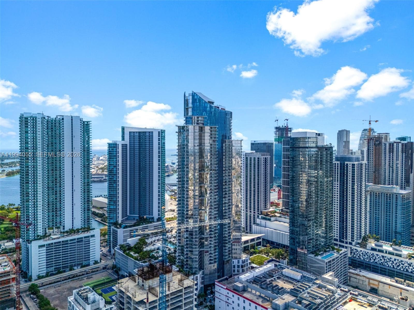 851 NE 1st Ave # 1205, Miami FL 33132 — 3