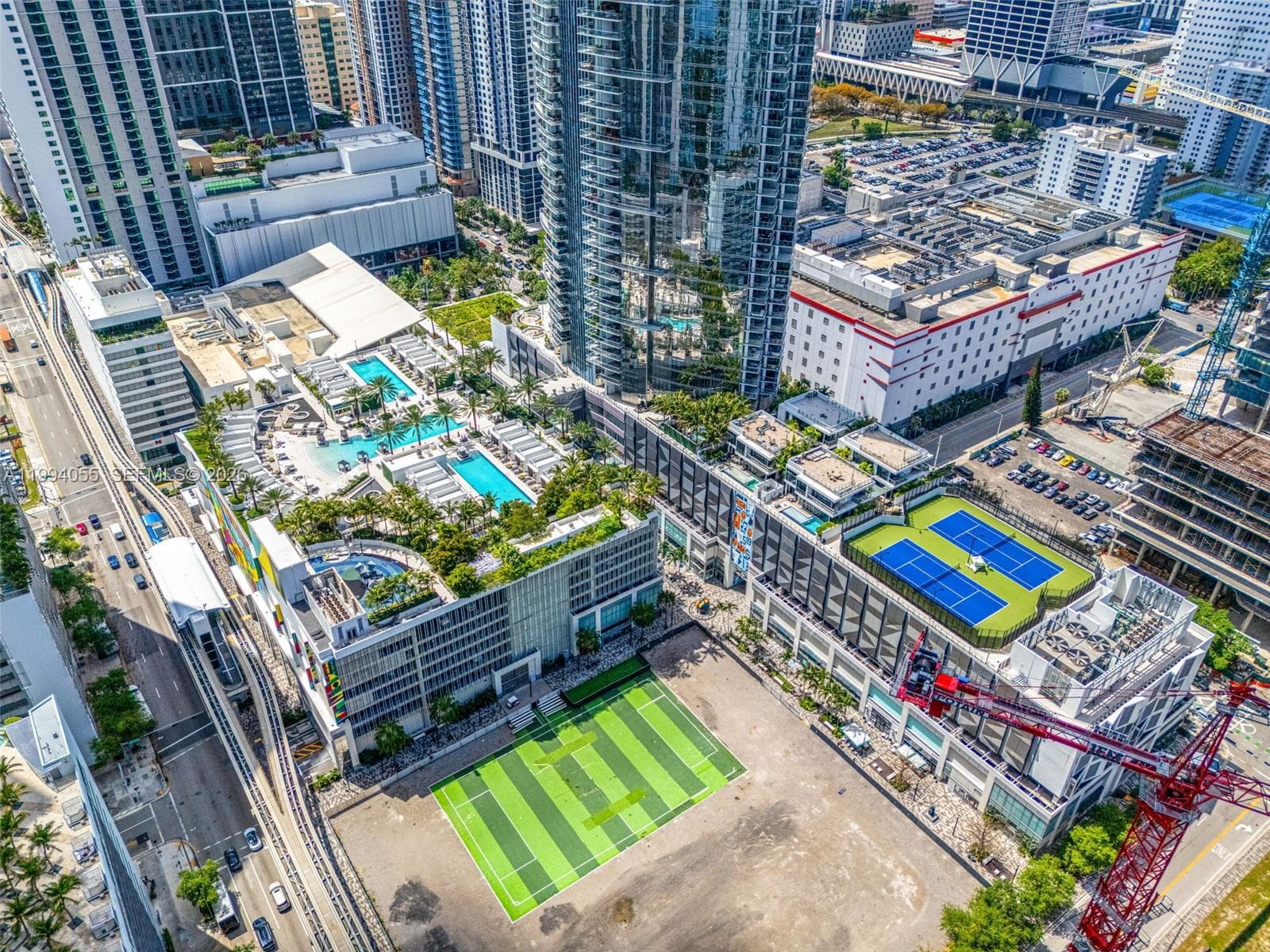 851 NE 1st Ave # 1205, Miami FL 33132 — 36