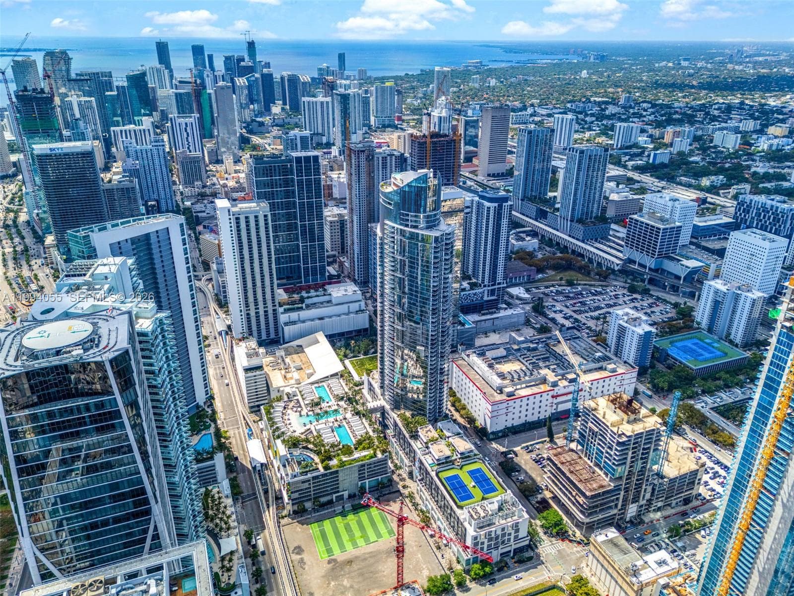 851 NE 1st Ave # 1205, Miami FL 33132 — 37