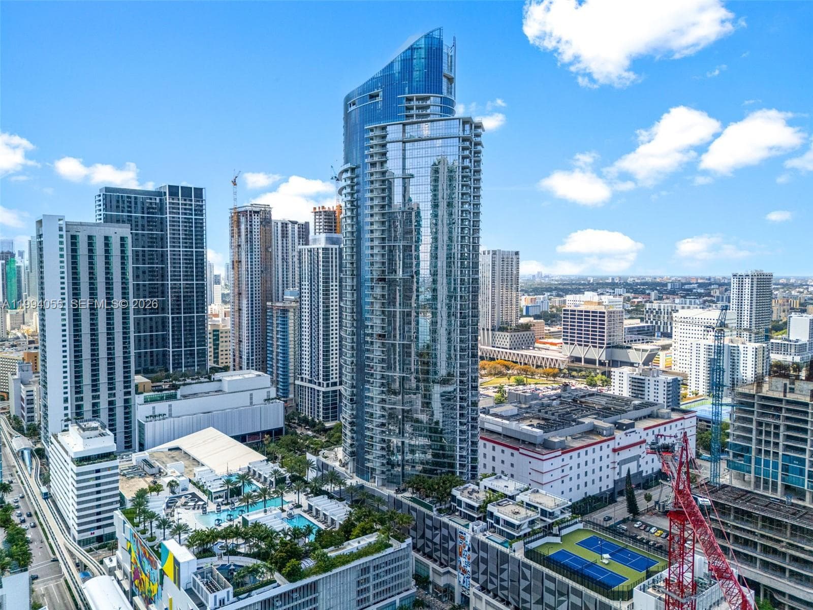 851 NE 1st Ave # 1205, Miami FL 33132 — 39