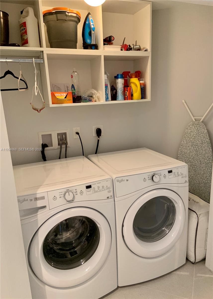 17301 Biscayne Blvd # 1602, North Miami Beach FL 33160 — 24
