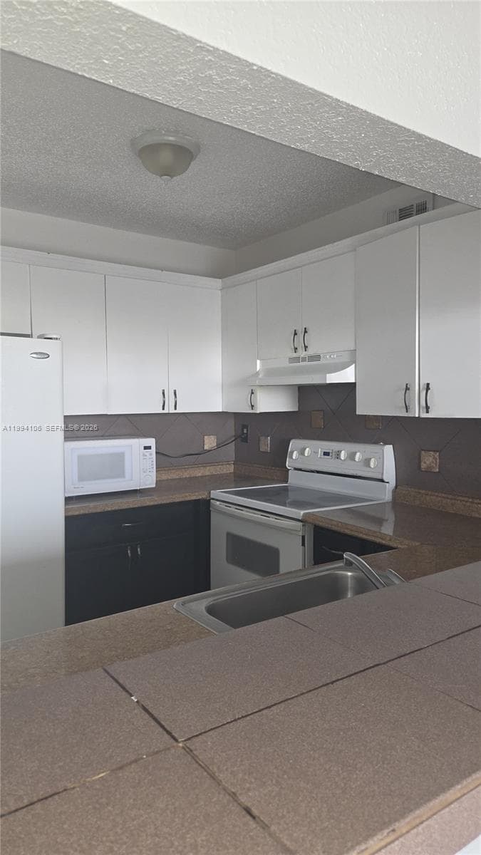 8075 NW 7th St # 401, Miami FL 33126 — 15