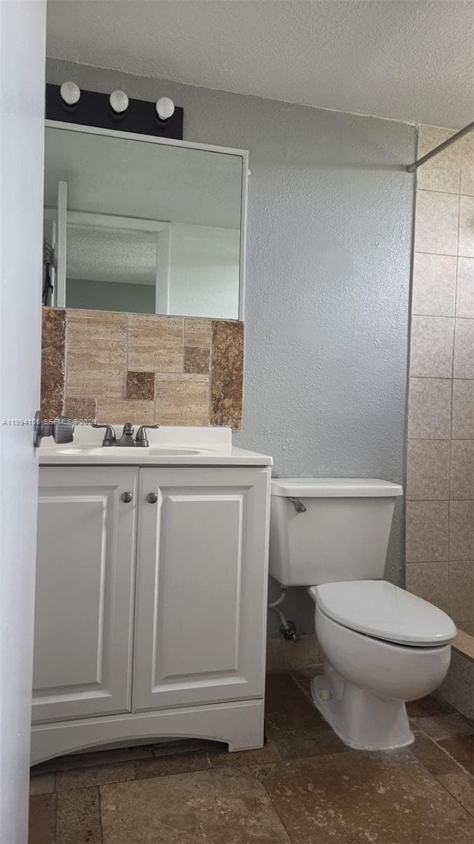 8075 NW 7th St # 401, Miami FL 33126 — 11