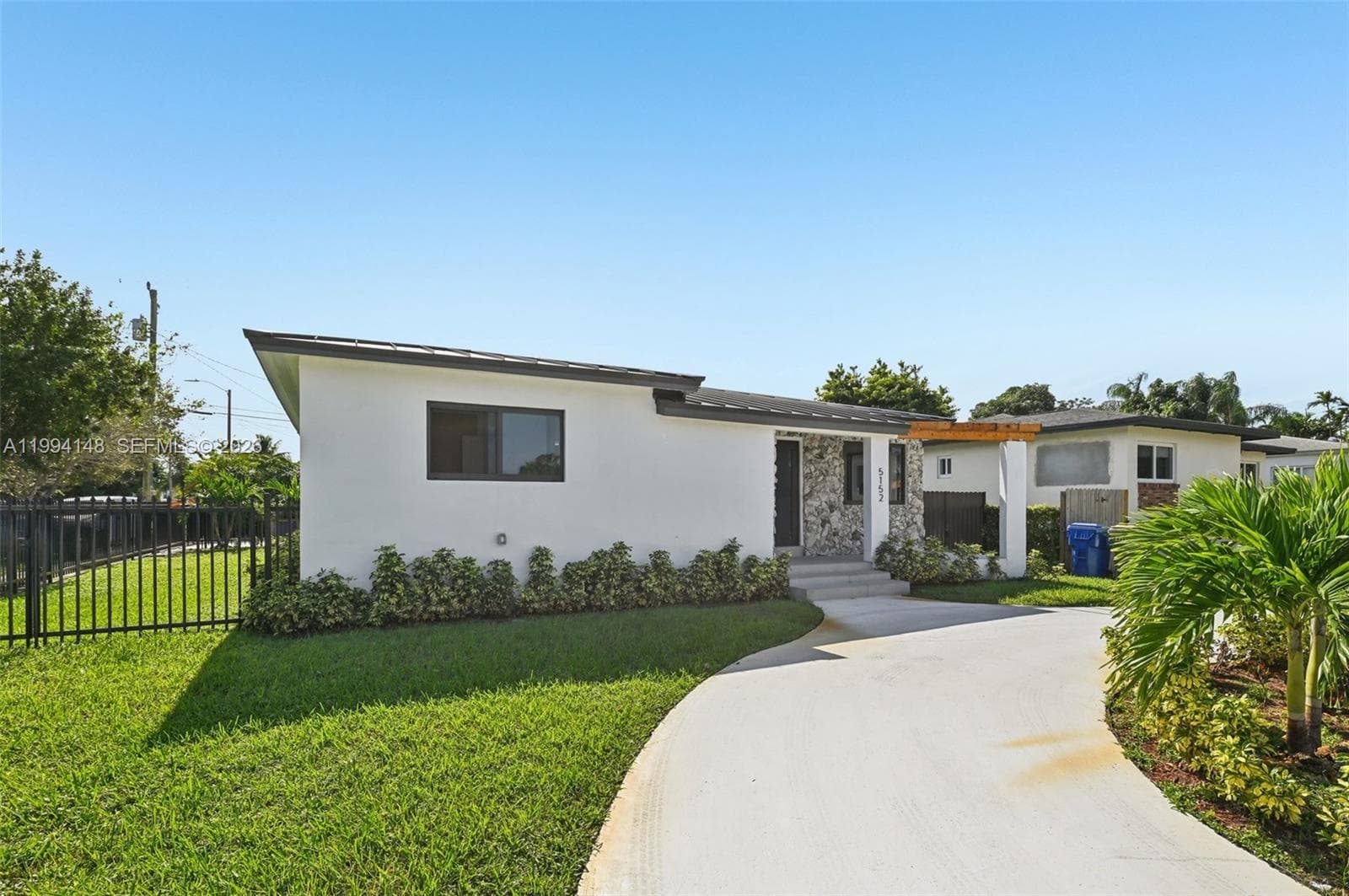5152 SW 6th St, Miami FL 33134 — 2