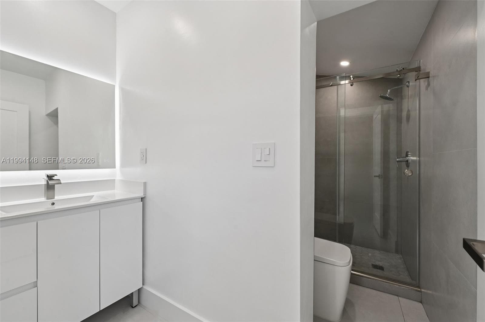 5152 SW 6th St, Miami FL 33134 — 22
