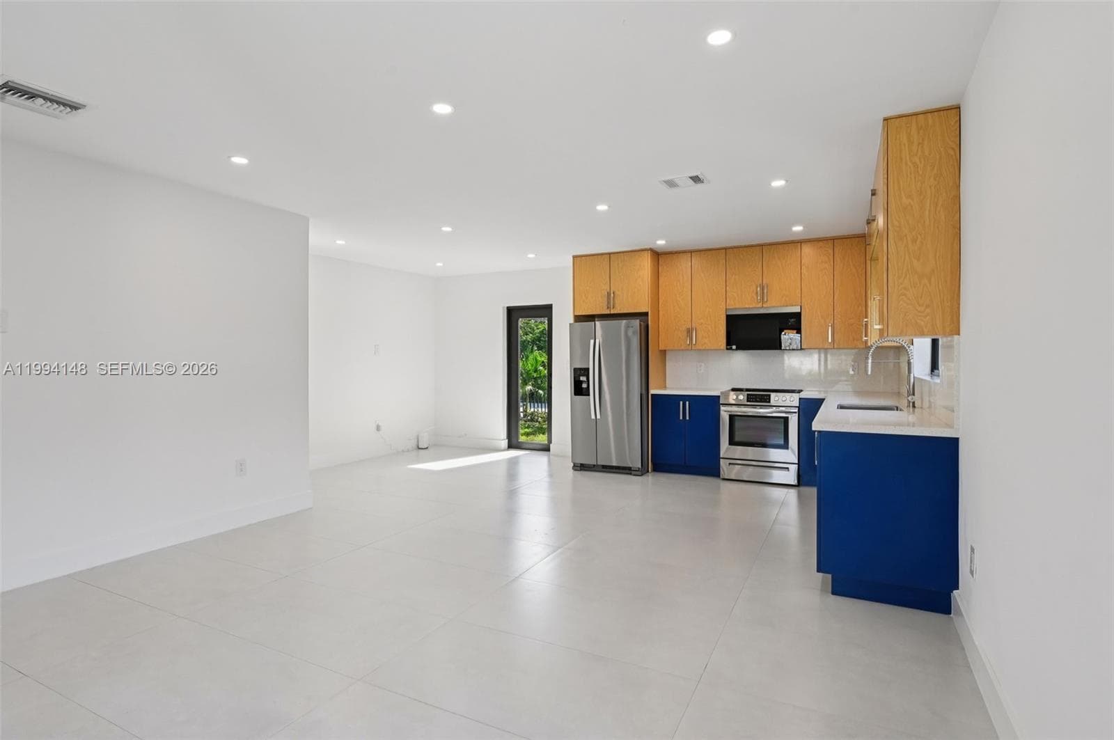 5152 SW 6th St, Miami FL 33134 — 7