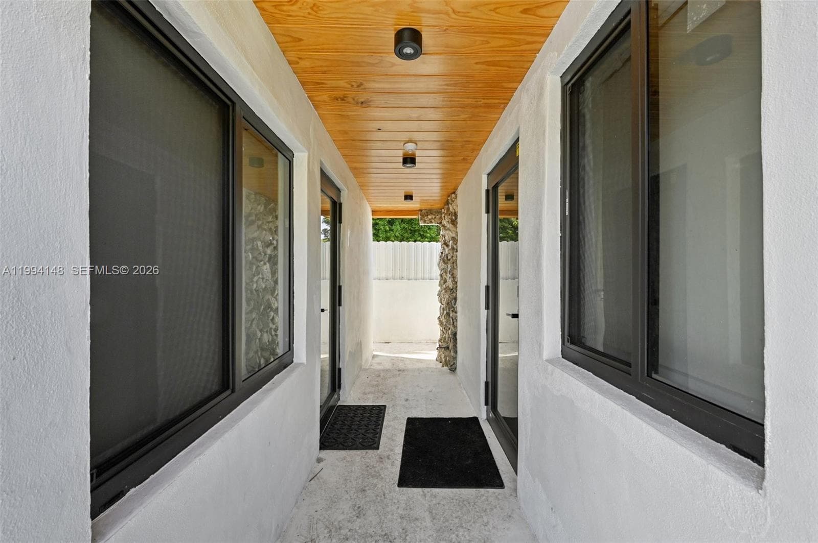 5152 SW 6th St, Miami FL 33134 — 20