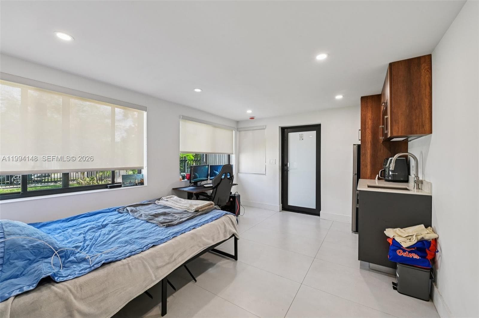 5152 SW 6th St, Miami FL 33134 — 19