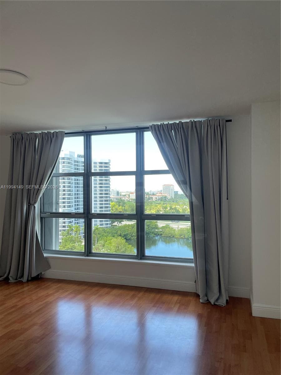 3530 Mystic Pointe Dr # 1509, Aventura FL 33180 — 2