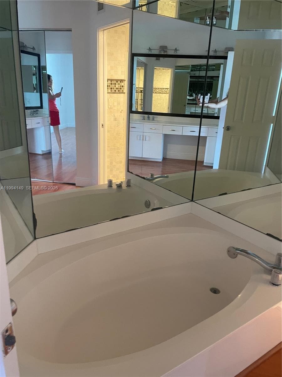 3530 Mystic Pointe Dr # 1509, Aventura FL 33180 — 18