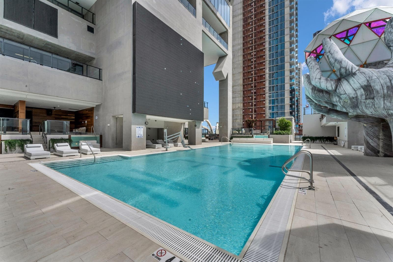 20 NE 11th Street # 3205, Miami FL 33132 — 14
