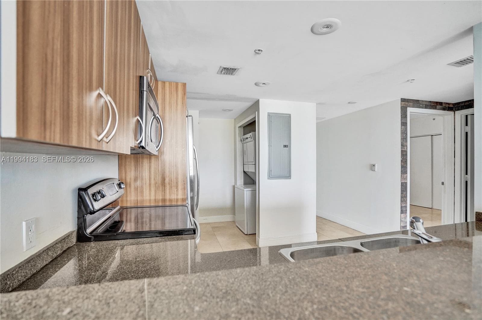 6305 Indian Creek Dr # 3B, Miami Beach FL 33141 — 10