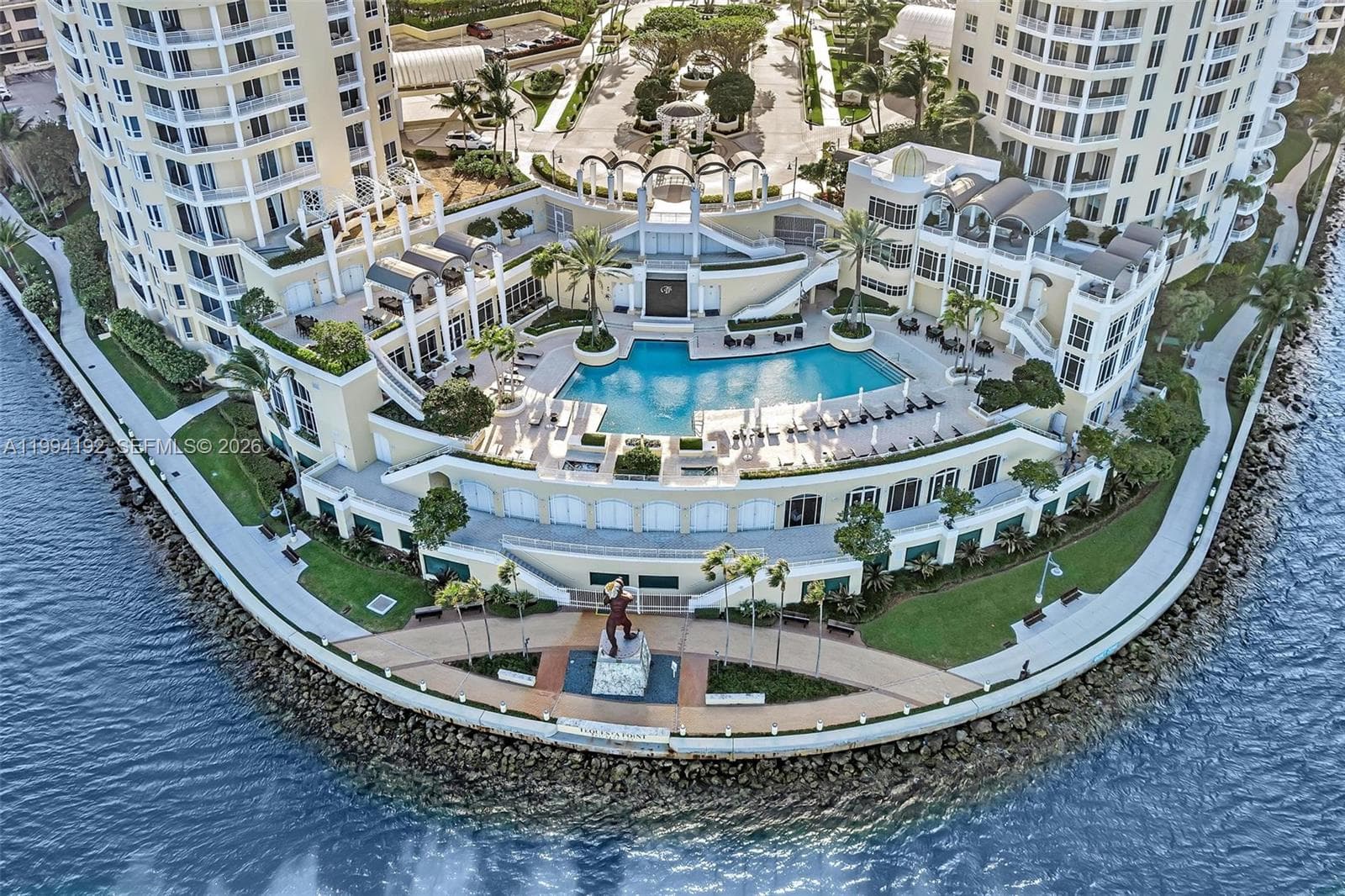 848 Brickell Key Dr # 2702, Miami FL 33131 — 24