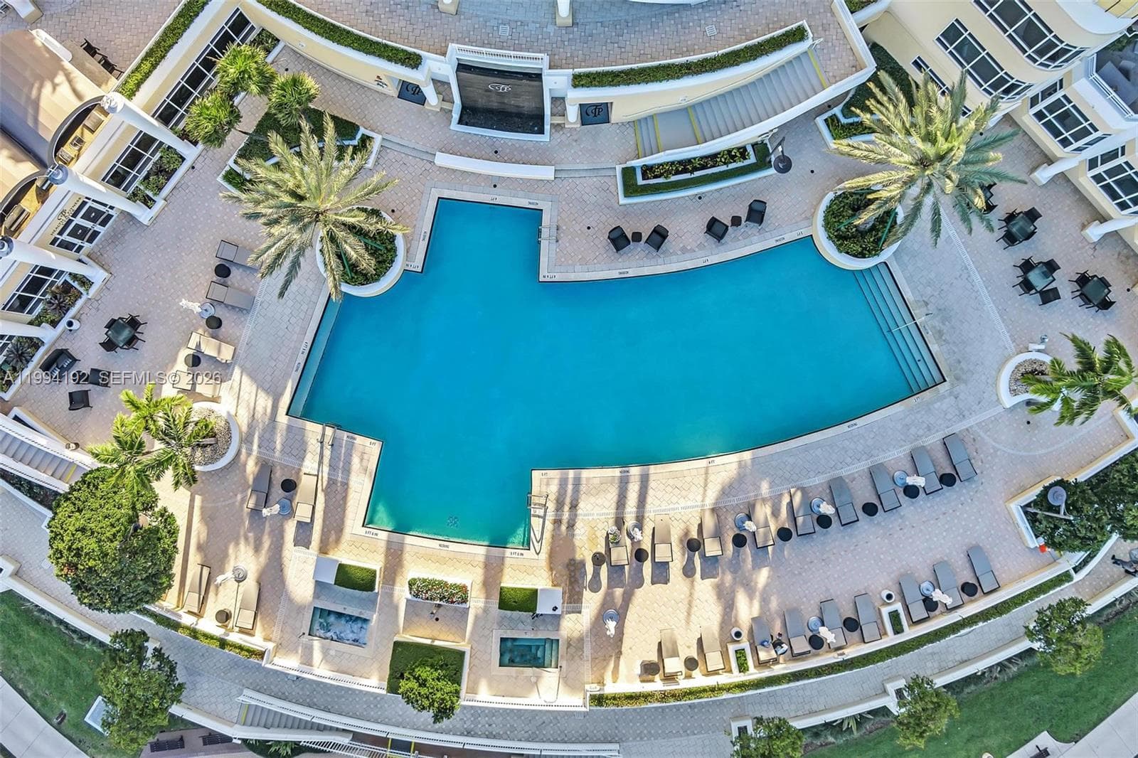 848 Brickell Key Dr # 2702, Miami FL 33131 — 25