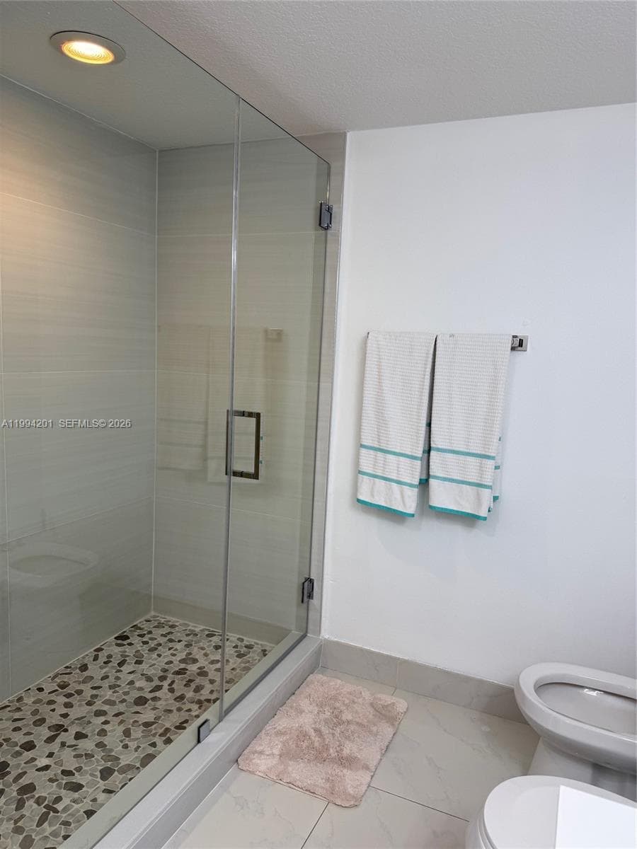 Marina Bay Club Condo Hot, Sunny Isles Beach, FL — 7