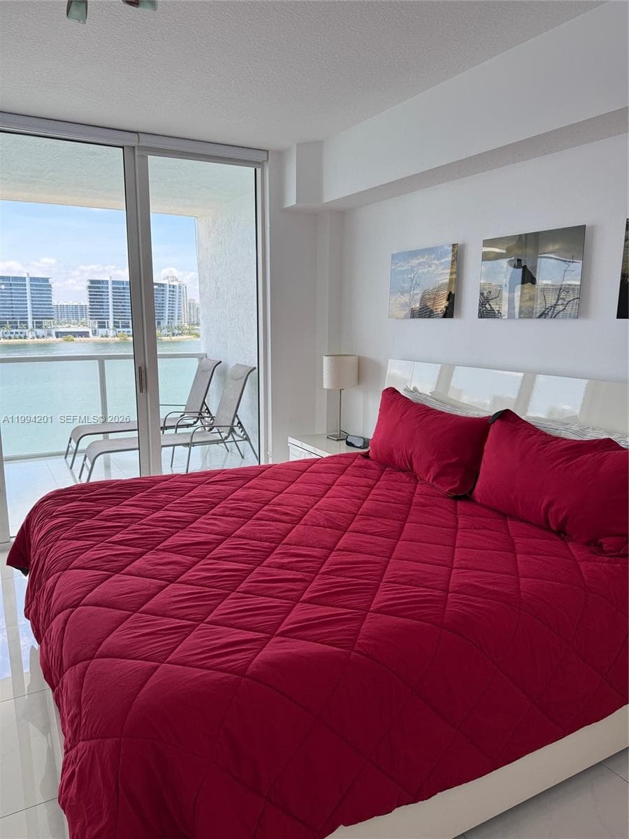 Marina Bay Club Condo Hot, Sunny Isles Beach, FL — 9