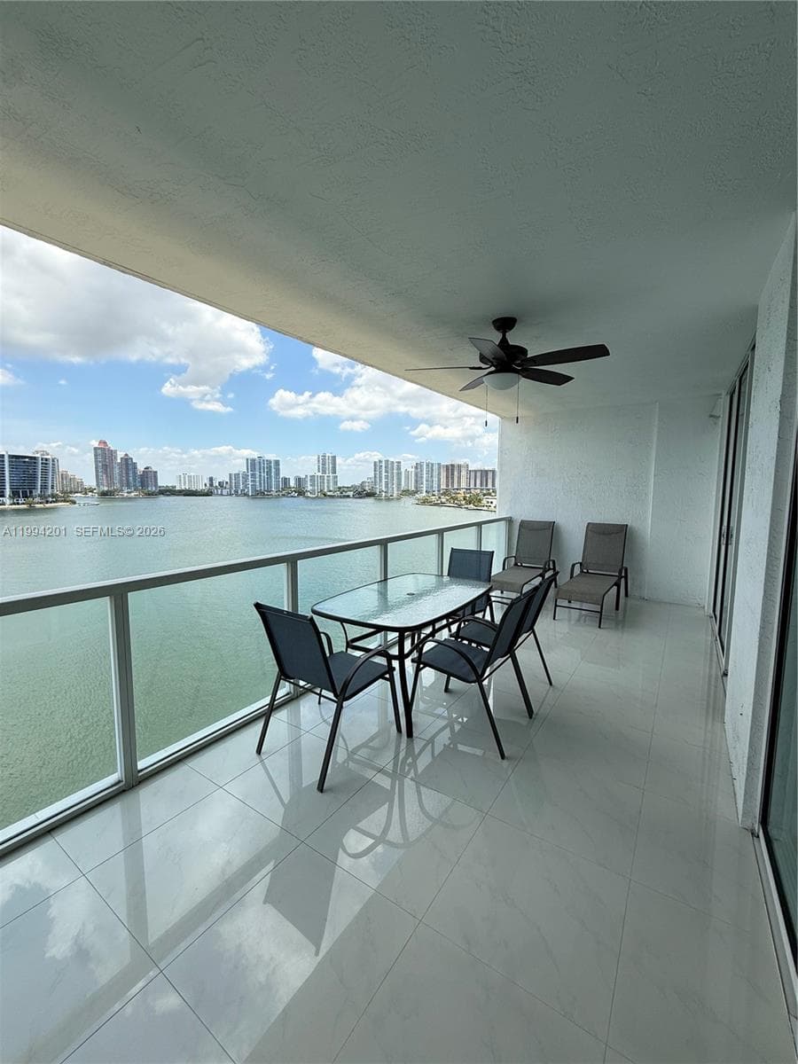 Marina Bay Club Condo Hot, Sunny Isles Beach, FL — 19
