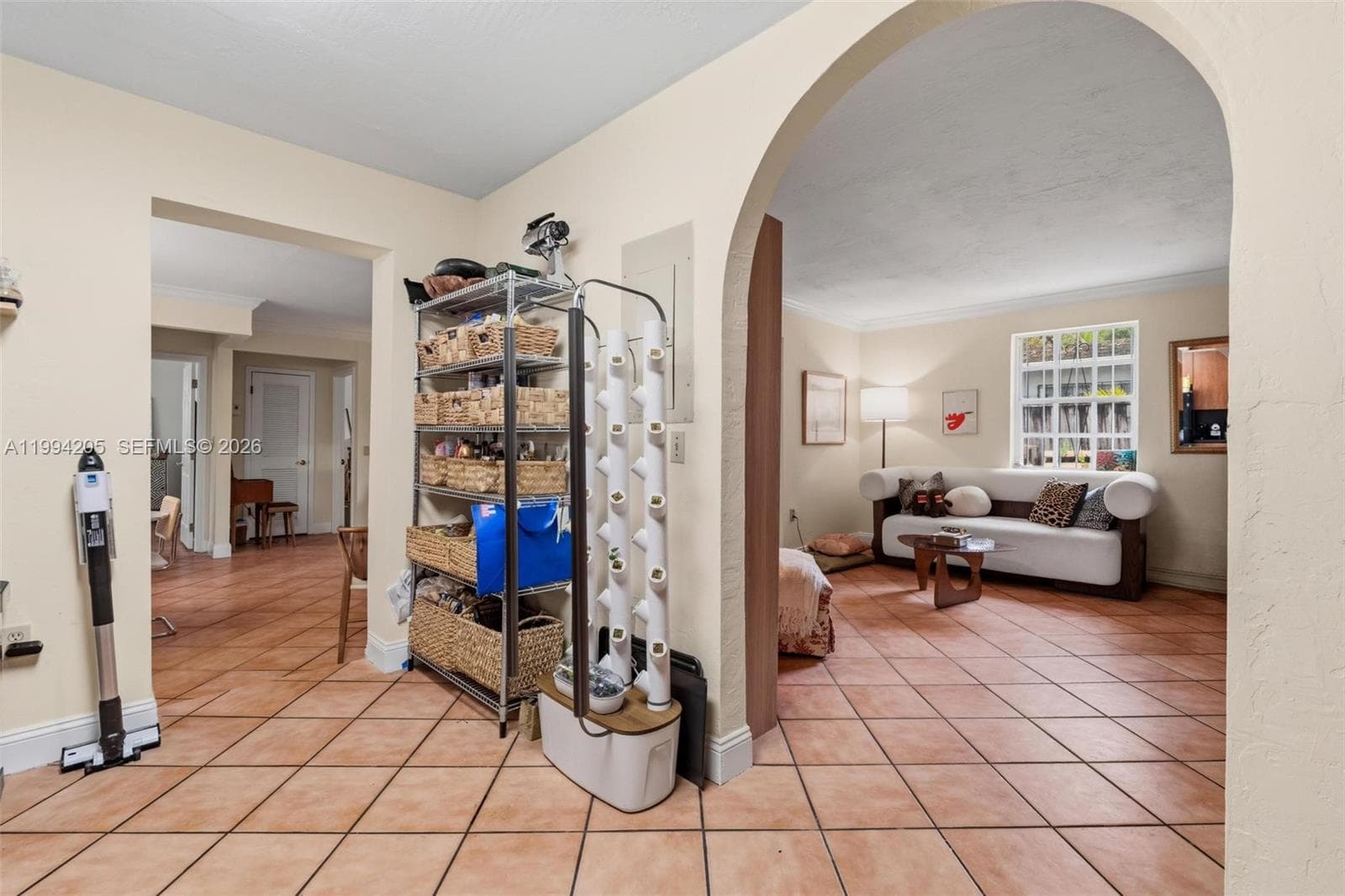 3147 Mcdonald St, Miami FL 33133 — 27