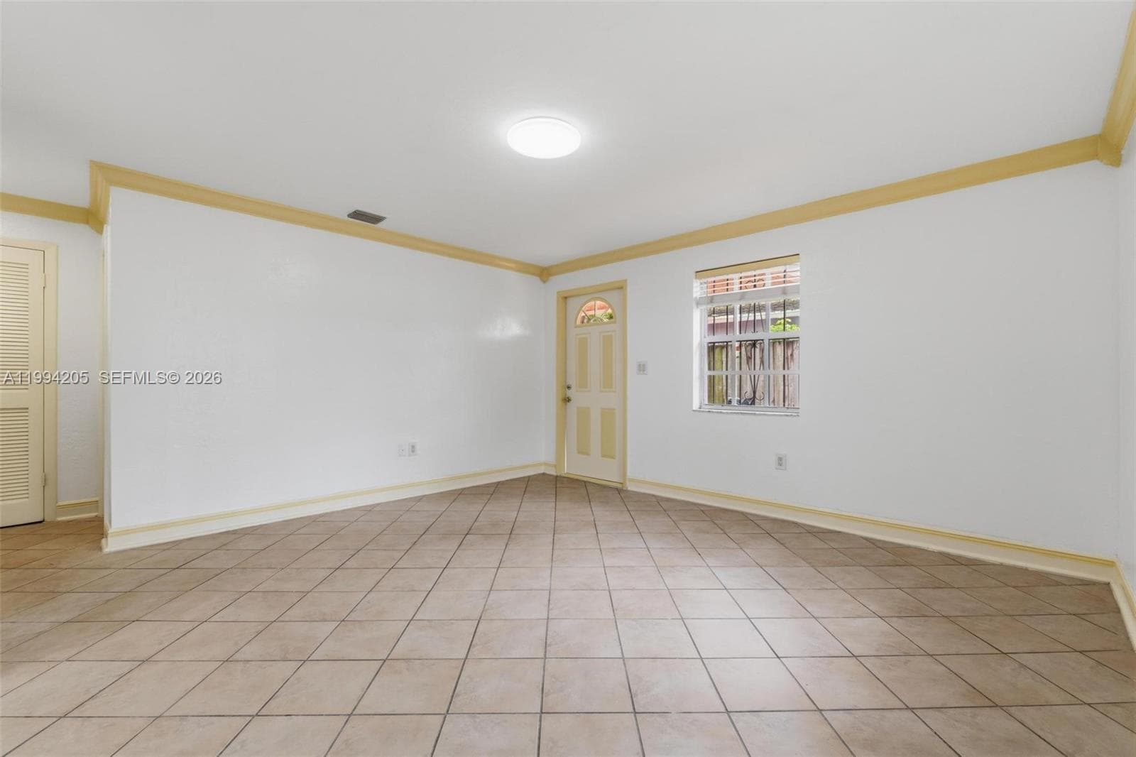 3147 Mcdonald St, Miami FL 33133 — 6