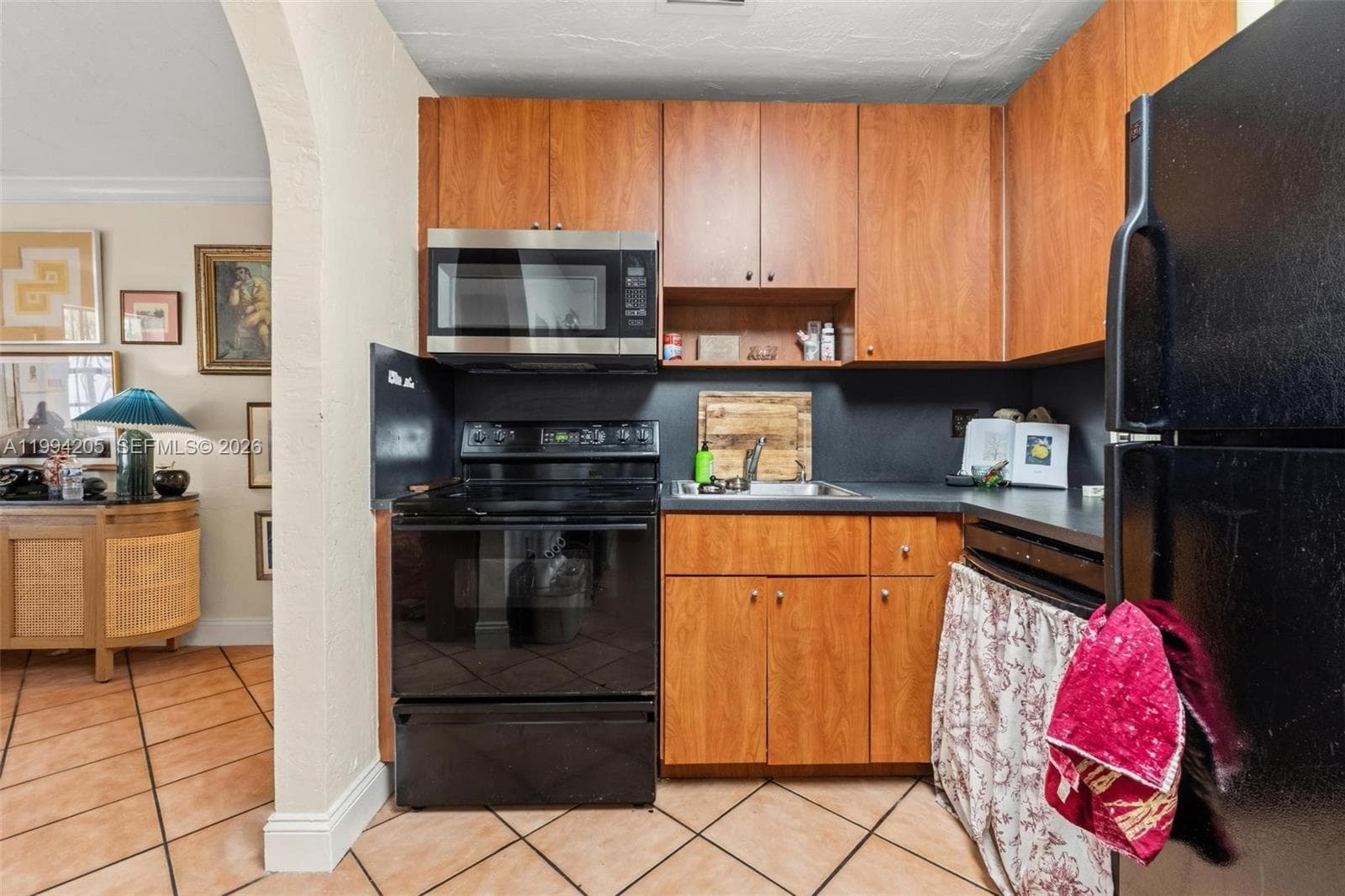 3147 Mcdonald St, Miami FL 33133 — 26