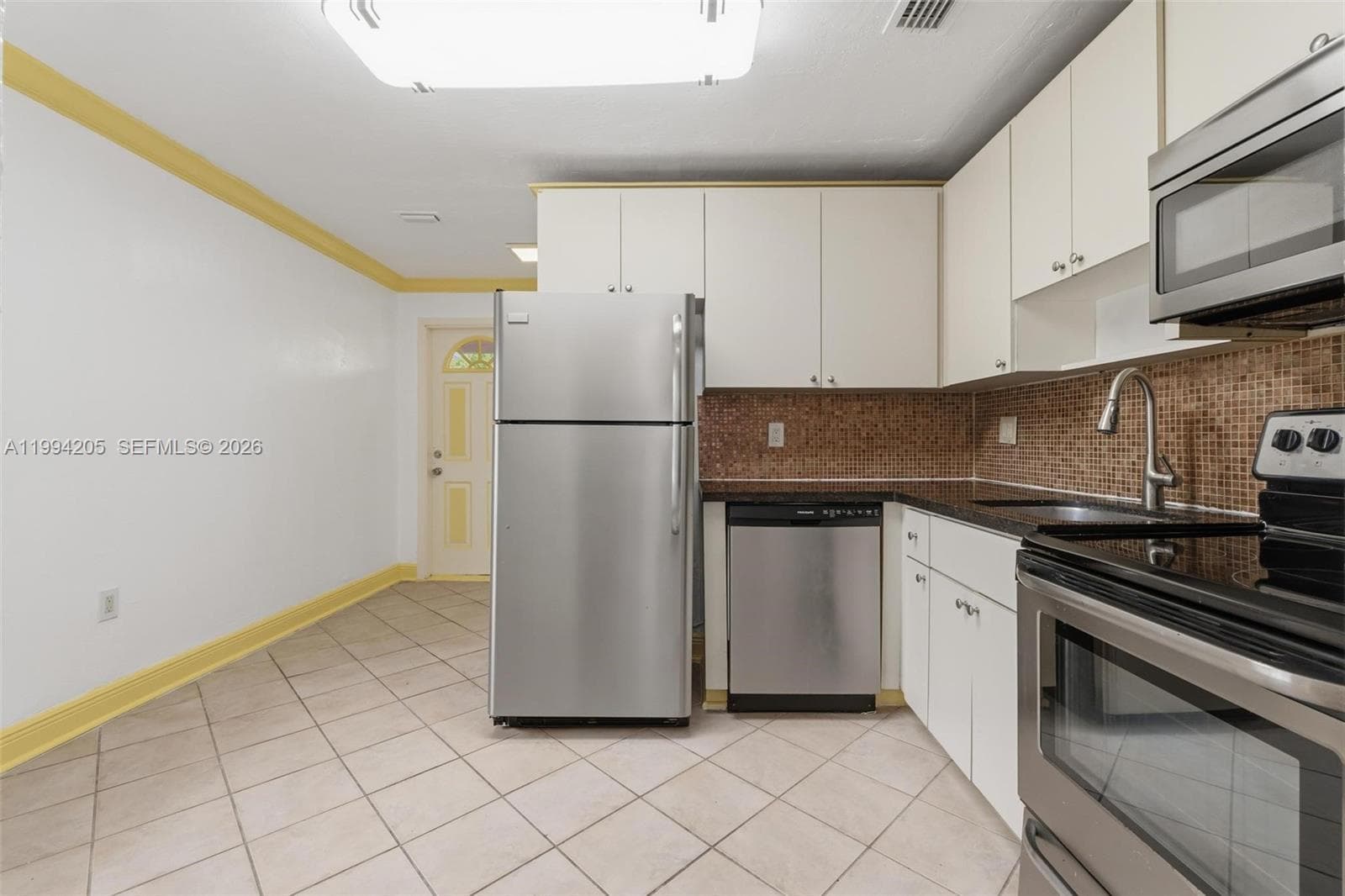 3147 Mcdonald St, Miami FL 33133 — 9