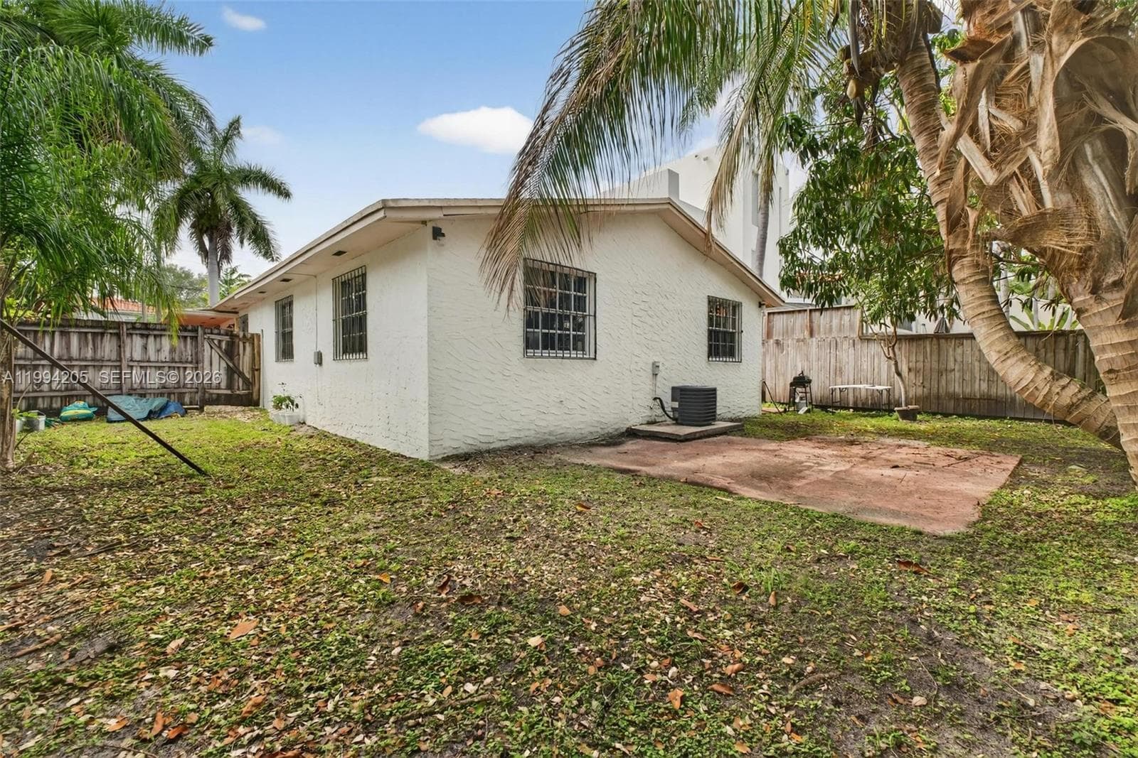 3147 Mcdonald St, Miami FL 33133 — 38