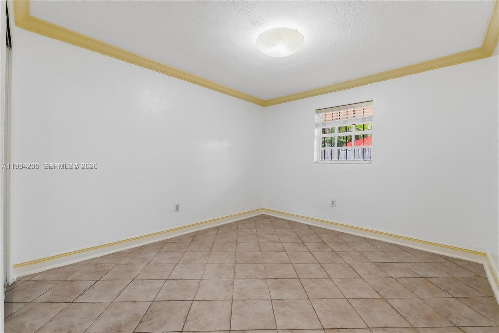 3147 Mcdonald St, Miami FL 33133 — 18