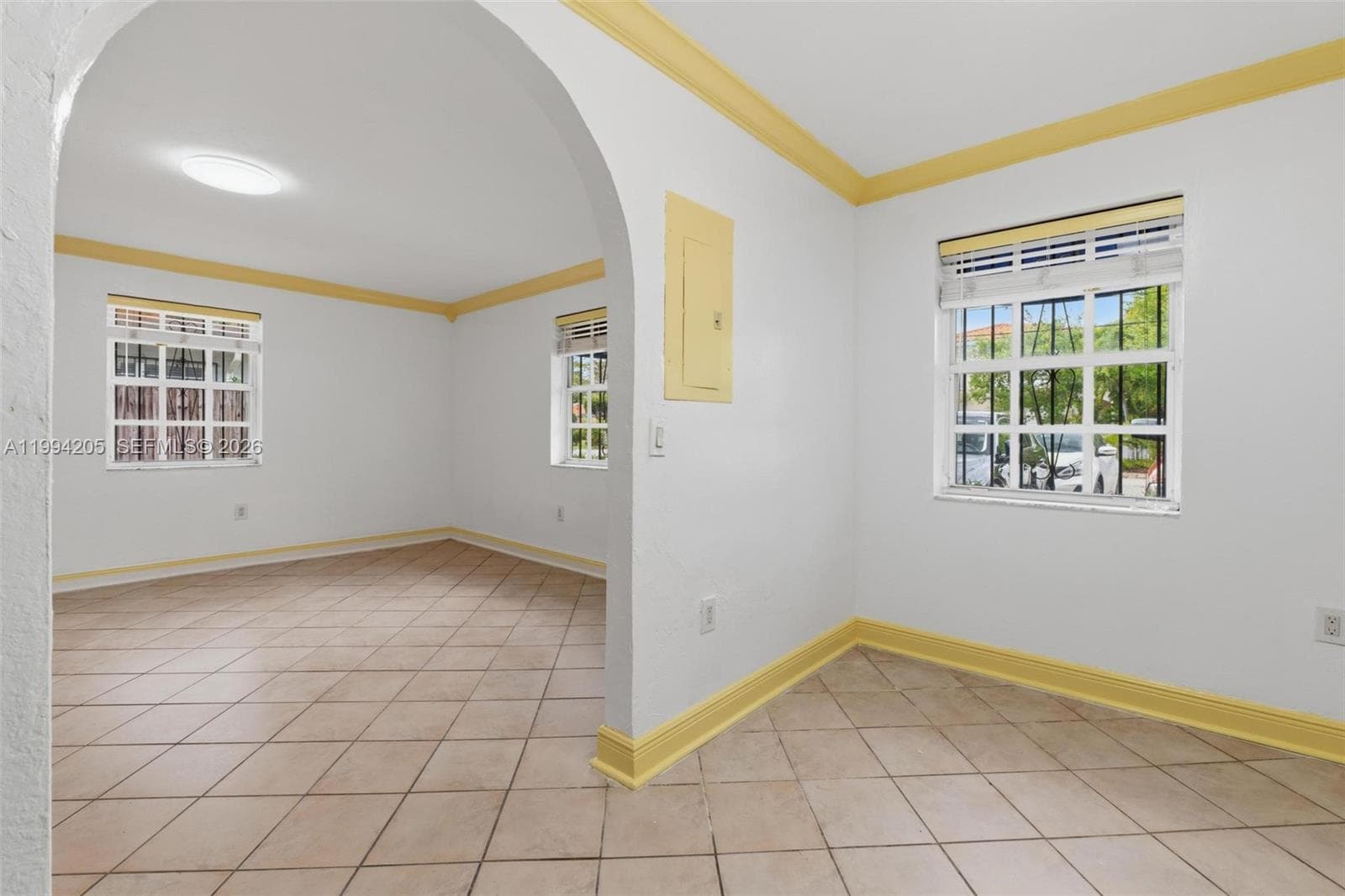 3147 Mcdonald St, Miami FL 33133 — 11