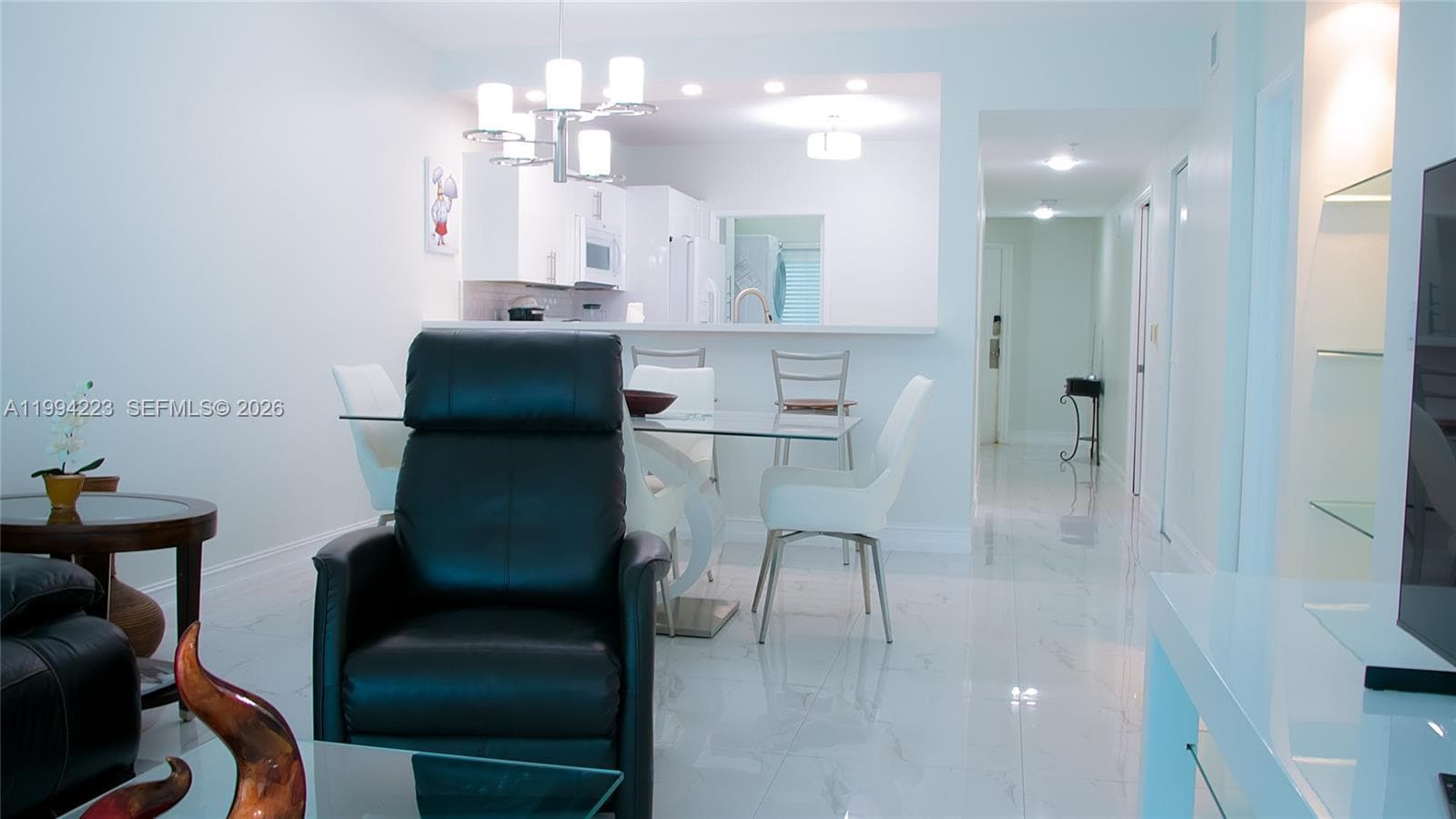18100 N Bay Rd # 906, Sunny Isles Beach FL 33160 — 17