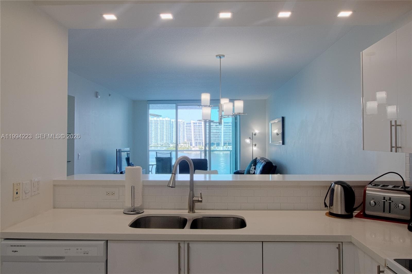 18100 N Bay Rd # 906, Sunny Isles Beach FL 33160 — 24