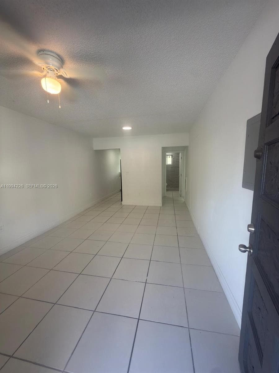 2622 NW 24th St # 3B, Miami FL 33142 — 3