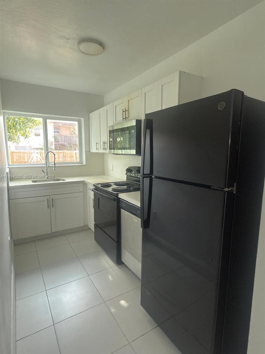 2622 NW 24th St # 3B, Miami FL 33142 — 10