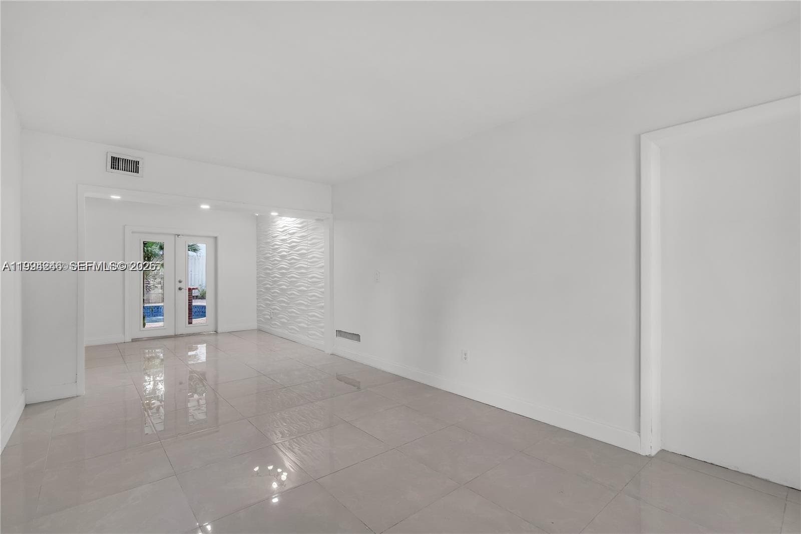 3800 Charles Ter, Miami FL 33133 — 12
