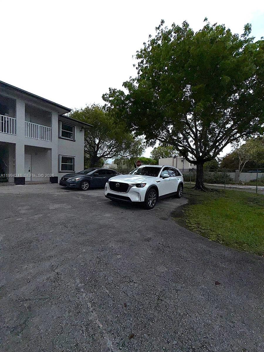 14140 NE 2 CT # 2, Miami FL 33161 — 13