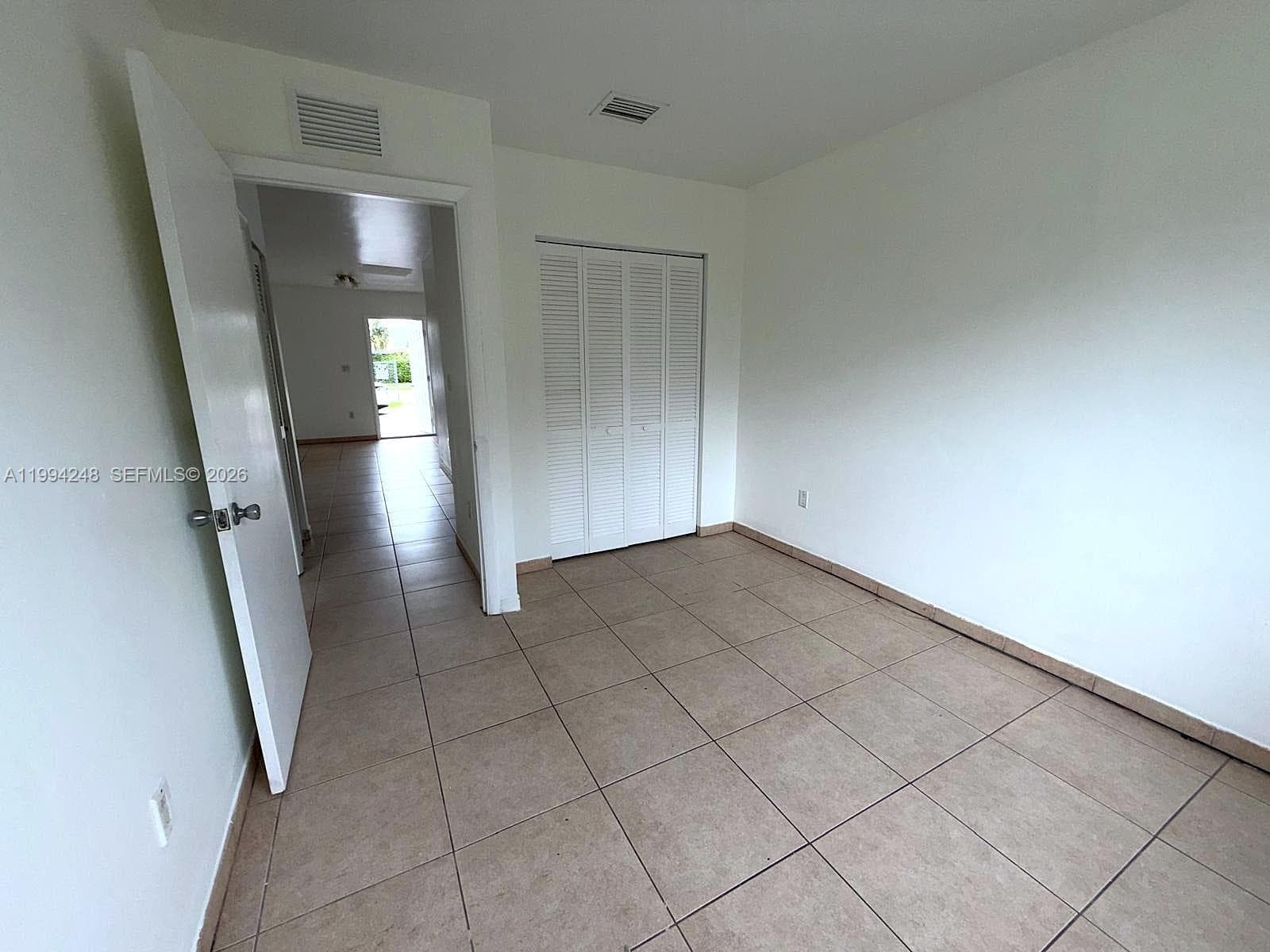 14140 NE 2 CT # 2, Miami FL 33161 — 12