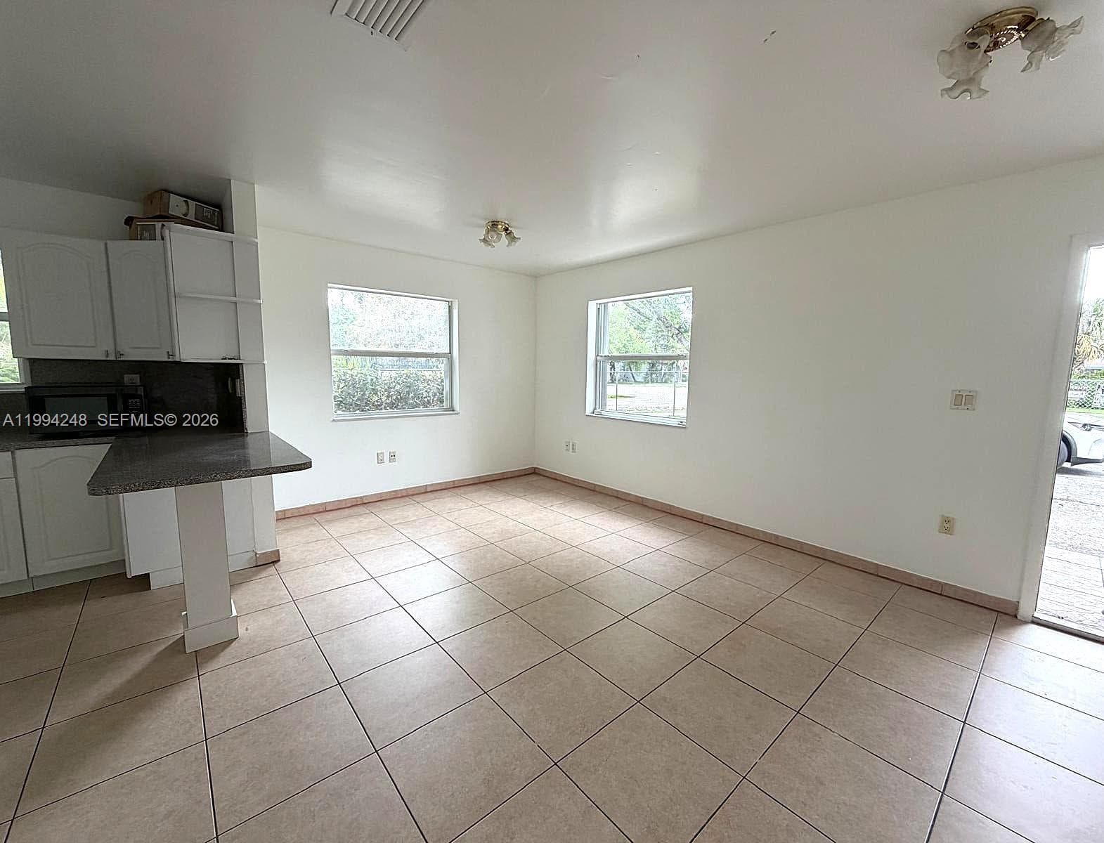 14140 NE 2 CT # 2, Miami FL 33161 — 4