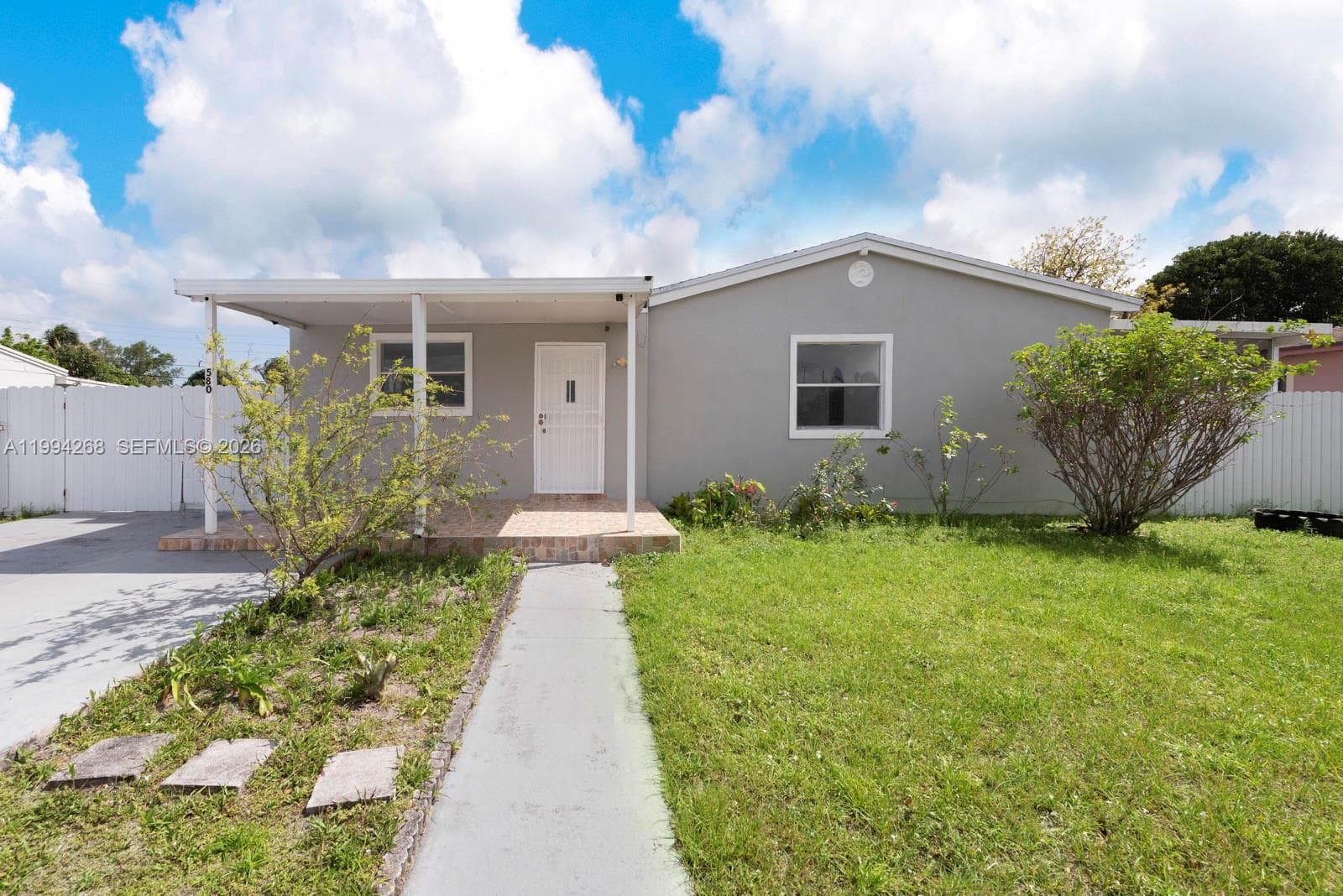 580 NW 189th Ter, Miami Gardens FL 33169 — 3