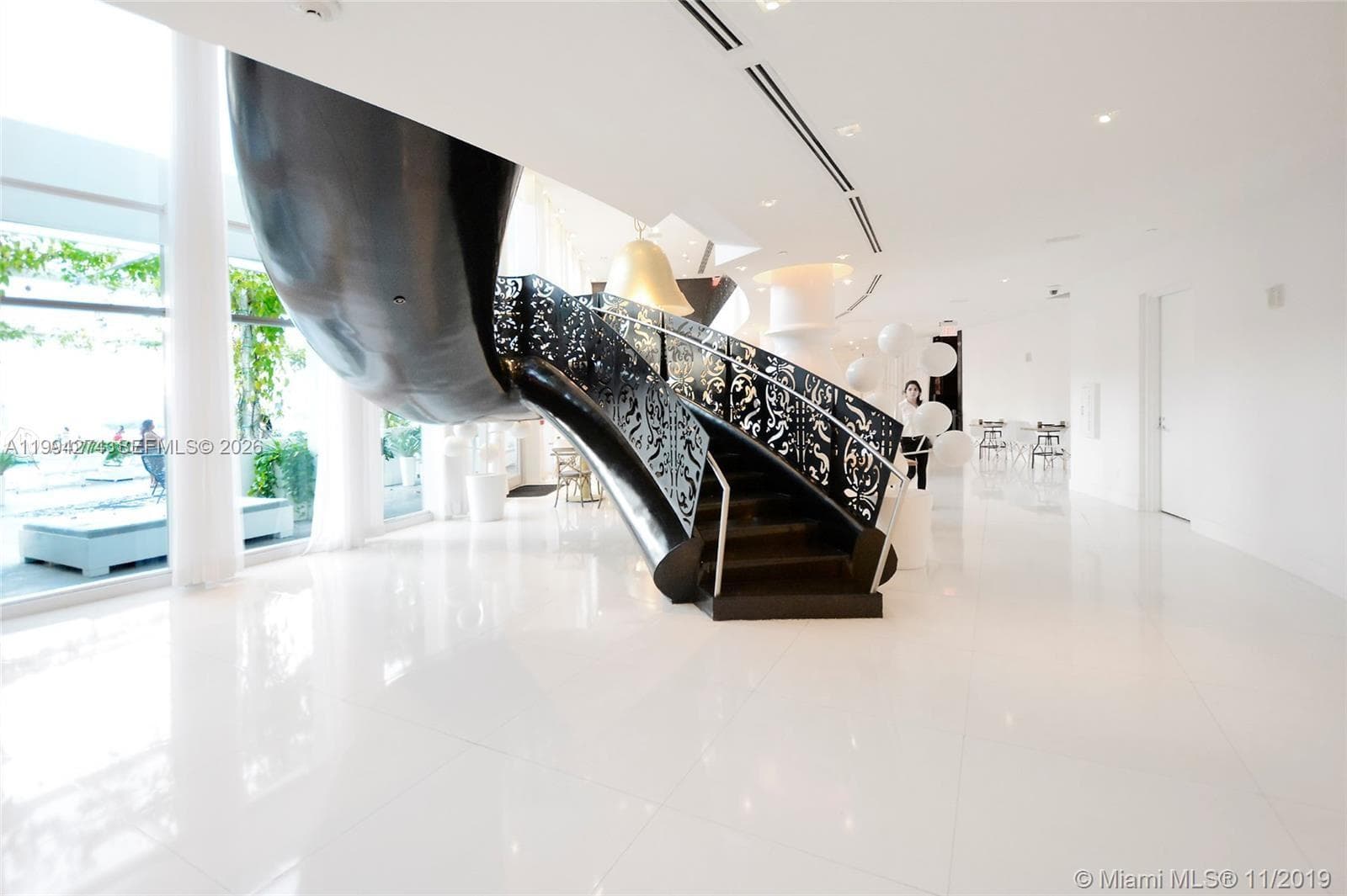 1100 West Ave # 1020, Miami Beach FL 33139 — 34