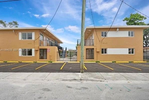 1940 Washington Ave # 15, Opa-Locka FL 33054 — 18