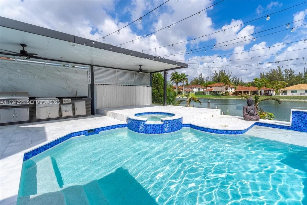 15763 SW 43rd St, Miami FL 33185 — 1