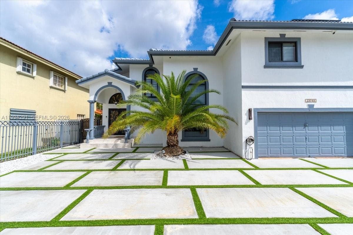 15763 SW 43rd St, Miami FL 33185 — 41