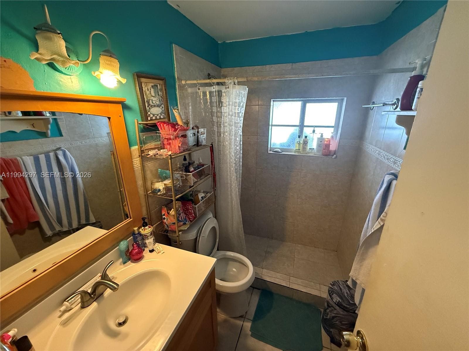3674 SW 25th St, Miami FL 33133 — 11