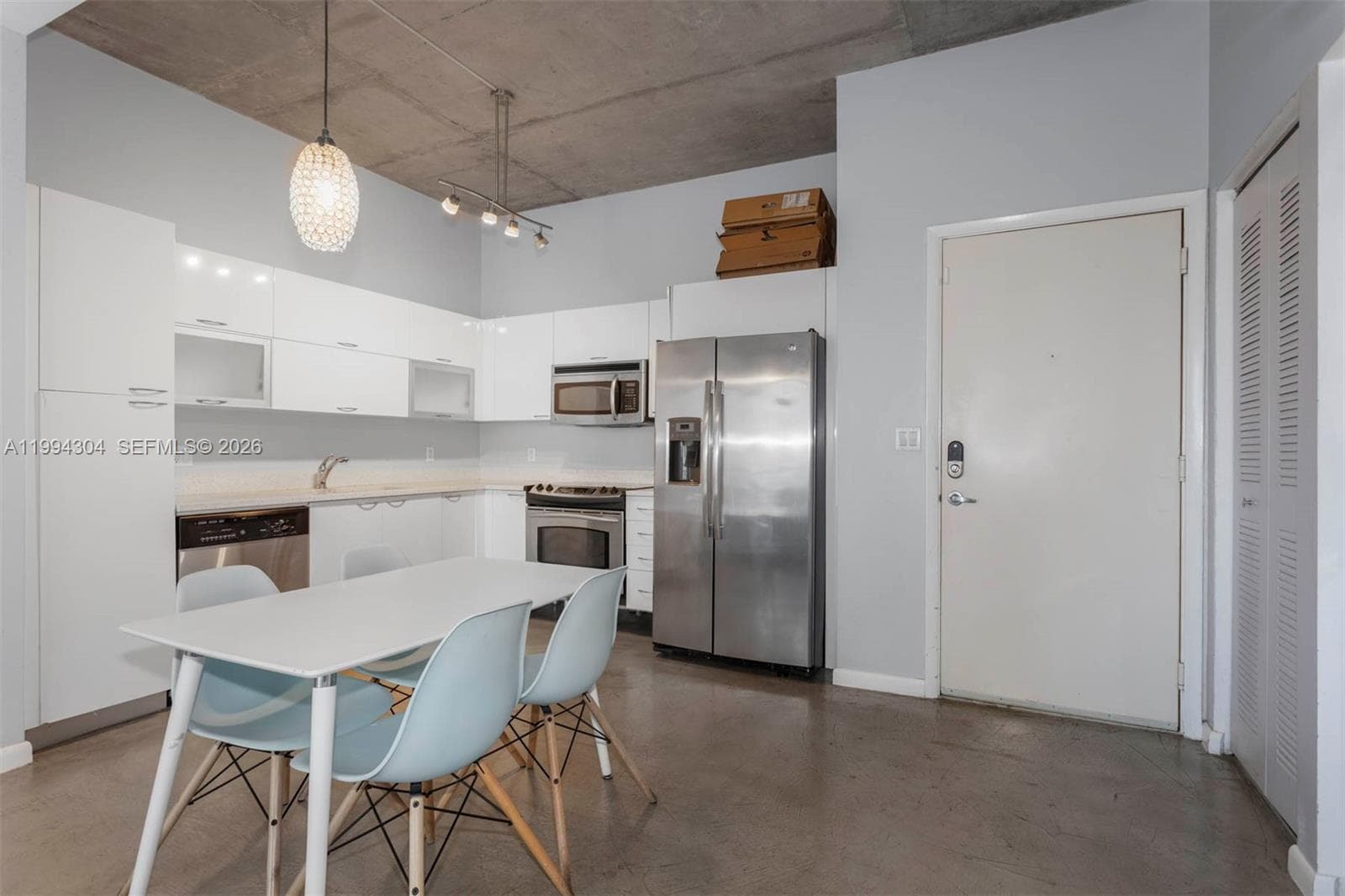 234 NE 3rd St # 1106, Miami FL 33132 — 3