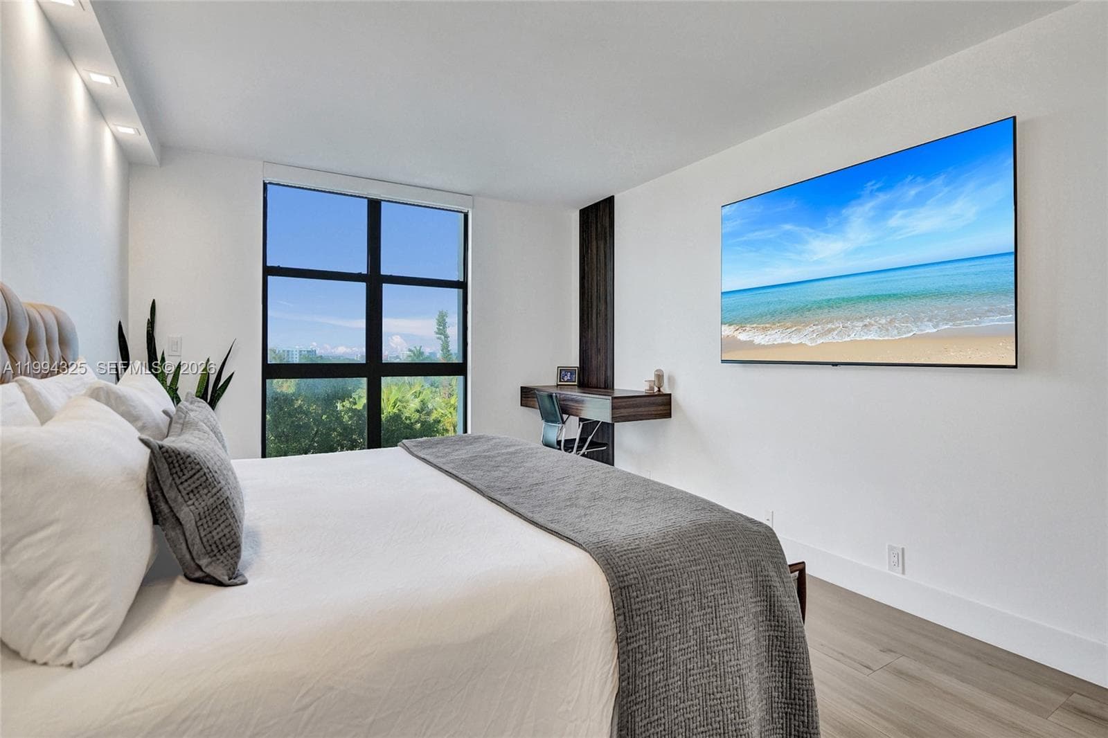 1000 Quayside Ter # 707, Miami FL 33138 — 17