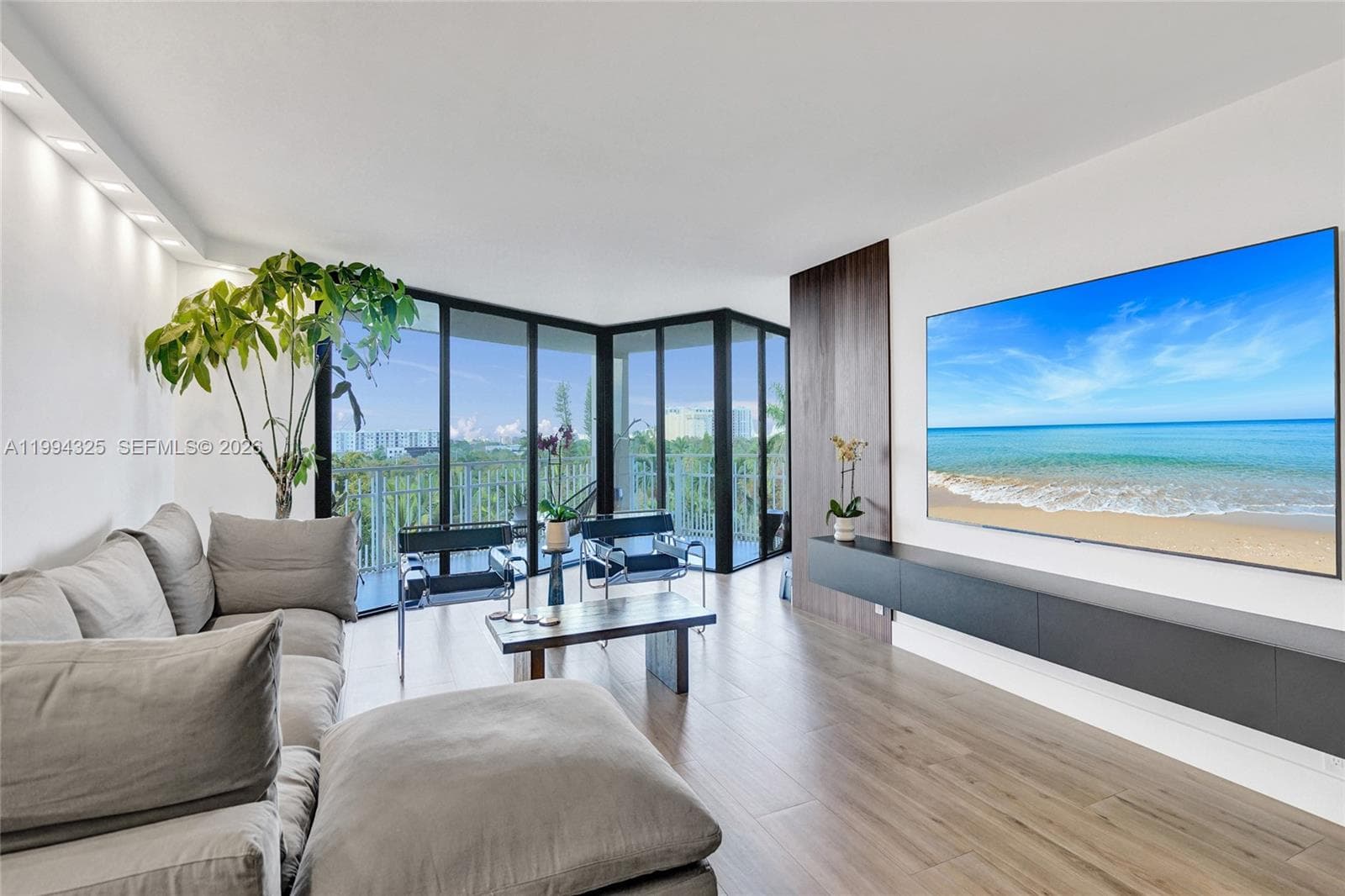 1000 Quayside Ter # 707, Miami FL 33138 — 3